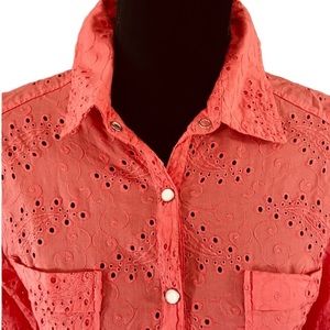 100%Cotton eyelet blouse🌻